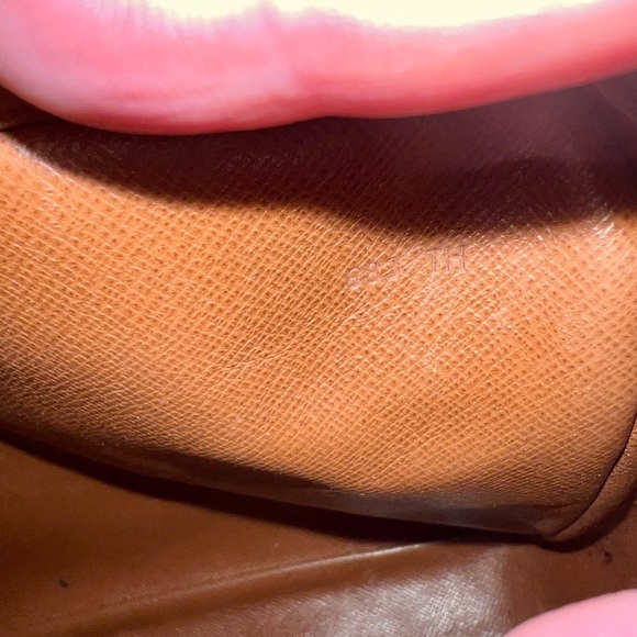 Louis Vuitton Brown Monogram Messenger Bag - Picture 6 of 16